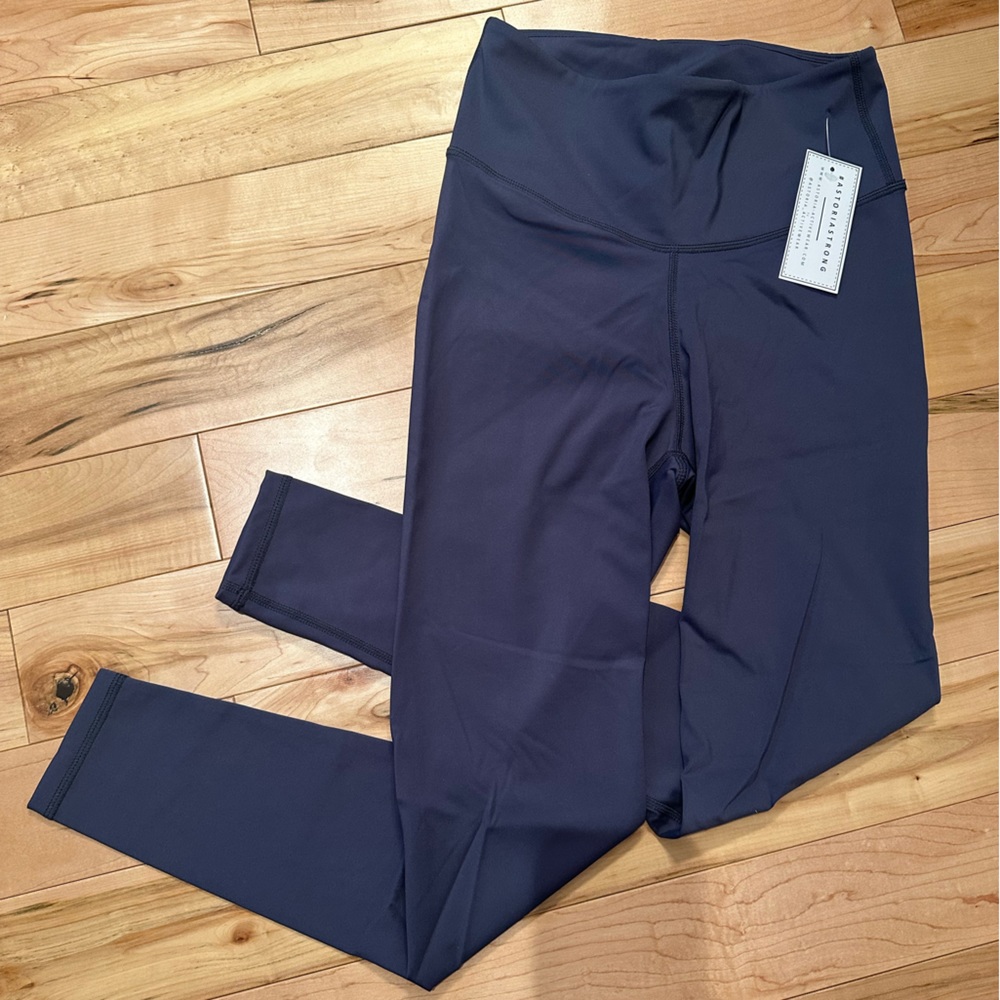 Astoria Luxe Scrunch Legging